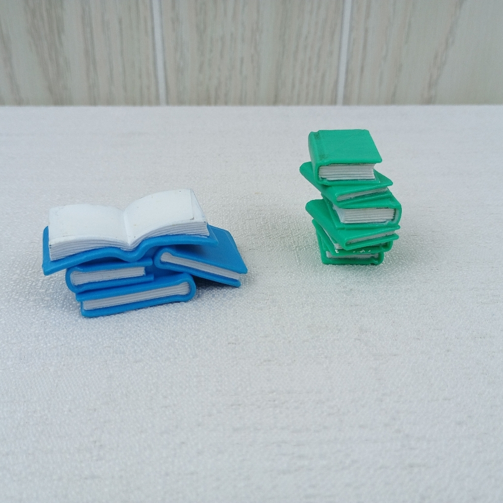 Dollhouse Miniature/Book stack of books open book doll library hard plastic